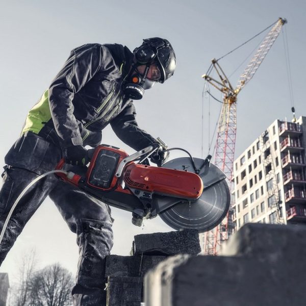 Husqvarna Akku-Trennschleifer K1 Pace 14 - Set mit 2 Akkus B380X und Ladegerät C900X – vue 3