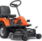 Husqvarna Frontmäher R 112C mit Mähdeck Combi 85 - Winterpaket mit Schneeschild, Gummileiste und Schneeketten – vue 2