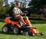 Husqvarna Profi-Frontmäher R 214TC mit Mähdeck Combi 94 – vue 4