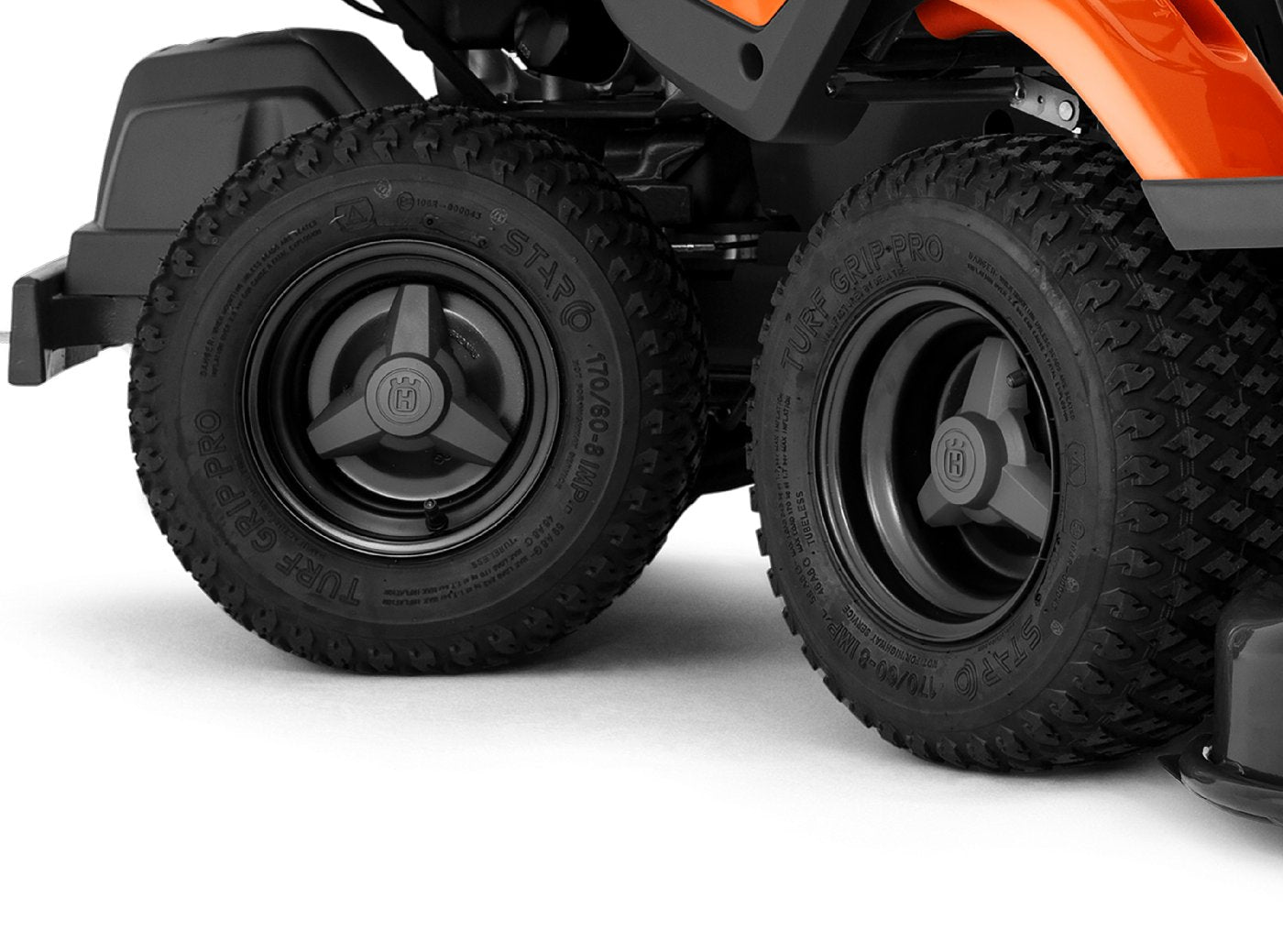 Husqvarna Profi-Frontmäher R 216TC AWD mit 103 cm Mähdeck Limited Edition – vue 4