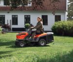 Husqvarna Akku-Rasentraktor TC 100i – vue 4