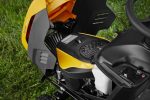Stiga Rasentraktor Tornado 5108 W mit Mulchkit, Anhängekupplung und Batterieladegerät – vue 5