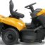 Stiga Rasentraktor Estate 798 Winterpaket mit 120 cm Schneeschild, PTO-Kit und Schneeketten – vue 3